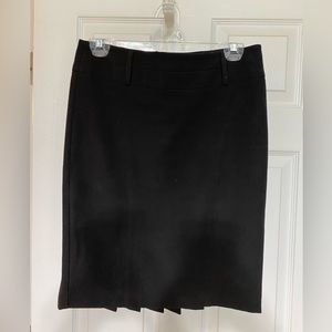 Black pencil skirt Forever 21